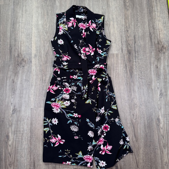 Calvin Klein Dress - Black Floral with Belt - Size 2 P Petite - Picture 4 of 8